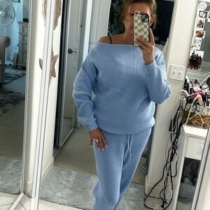NWOT Boutique lounge set! Size M